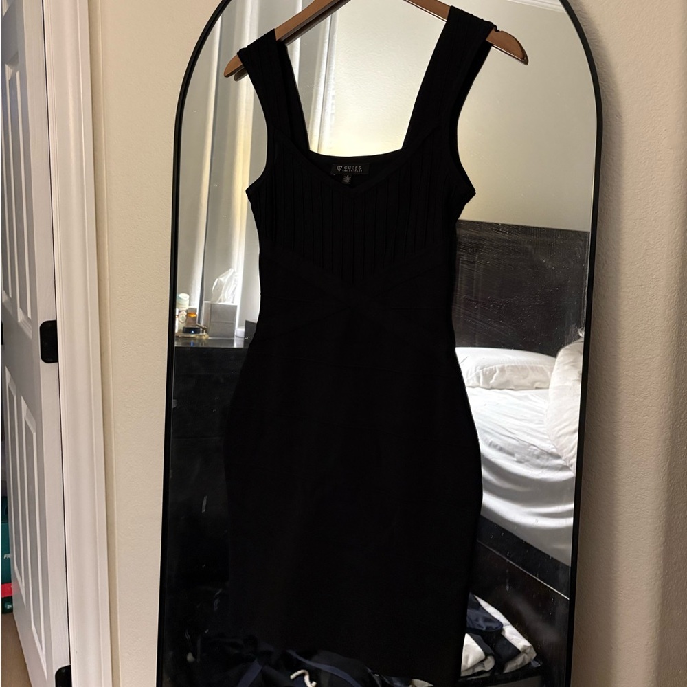 Guess Bodycon Bandage Mini Dress 👗🖤✨
